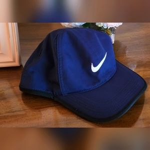 Unisex navy nike hat
